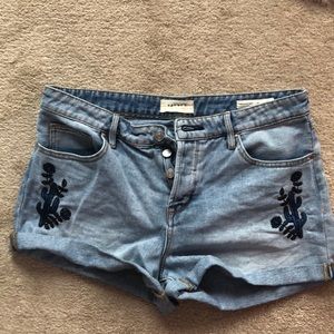 Denim embroidered shorts